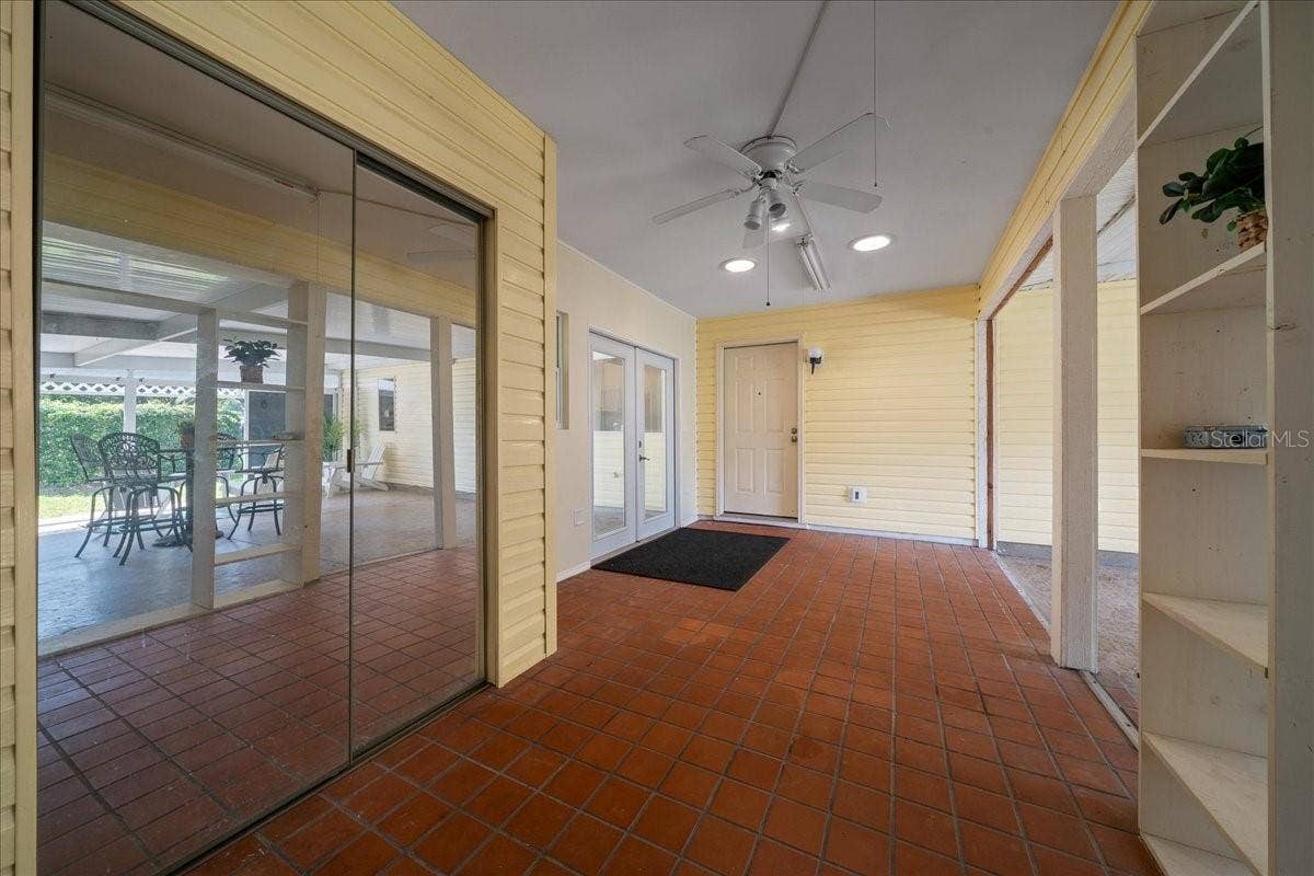 1133 DEL TORO DRIVE, Lady Lake, FL 32159 1133 DEL TORO DRIVE, Lady Lake, FL 32159