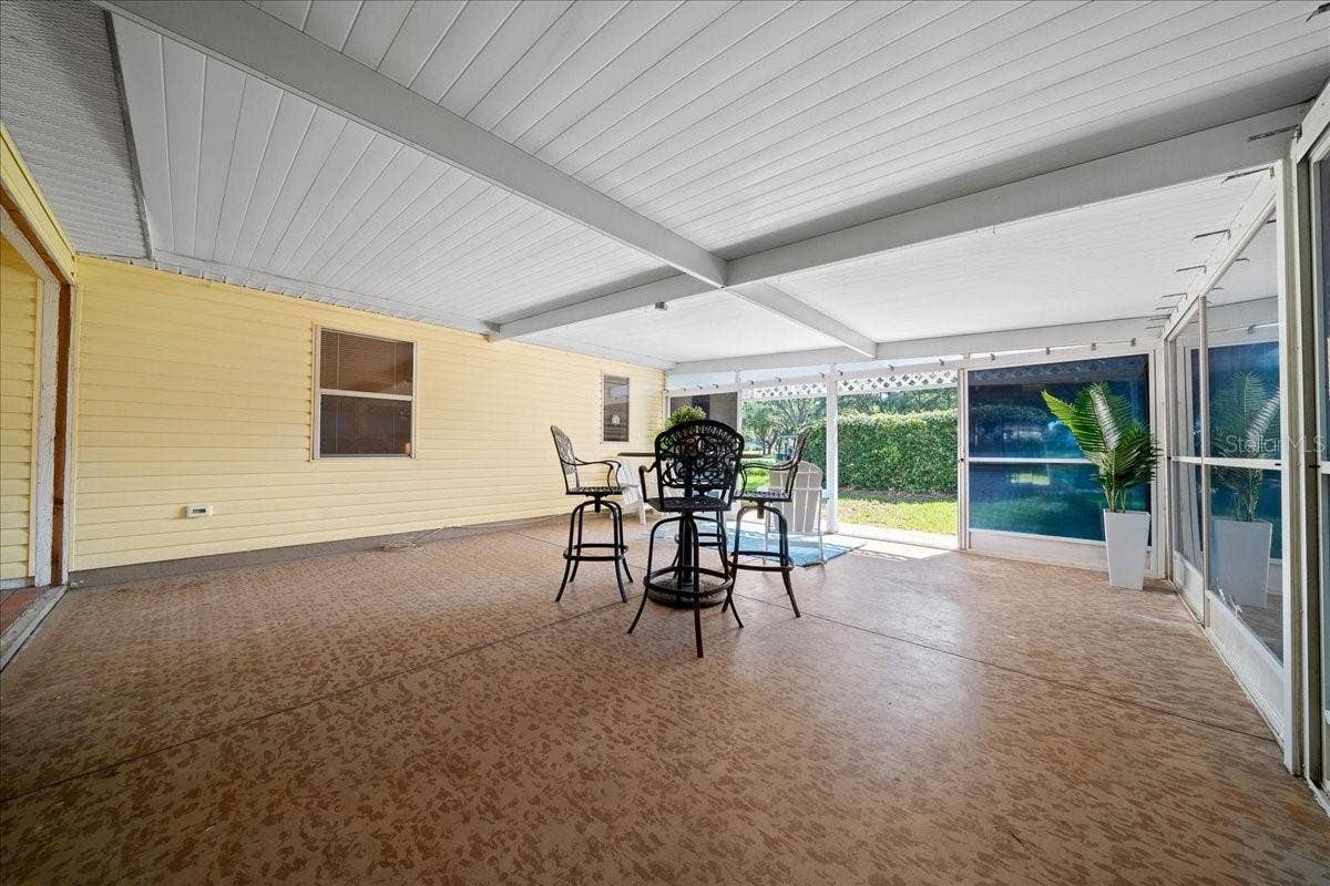 1133 DEL TORO DRIVE, Lady Lake, FL 32159 Huge Space for Entertaining or Workshop/ Hobby Space