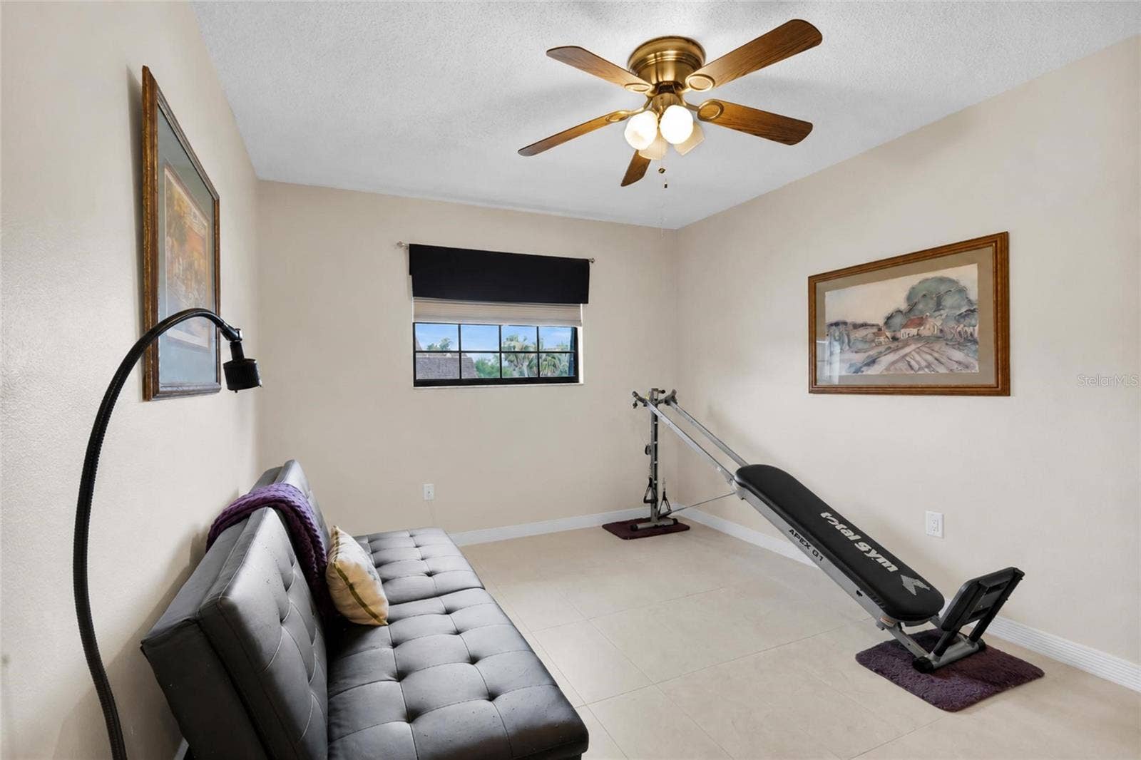 500 NEWELL HILL RD, #110D, Leesburg, FL 34748 Guest room