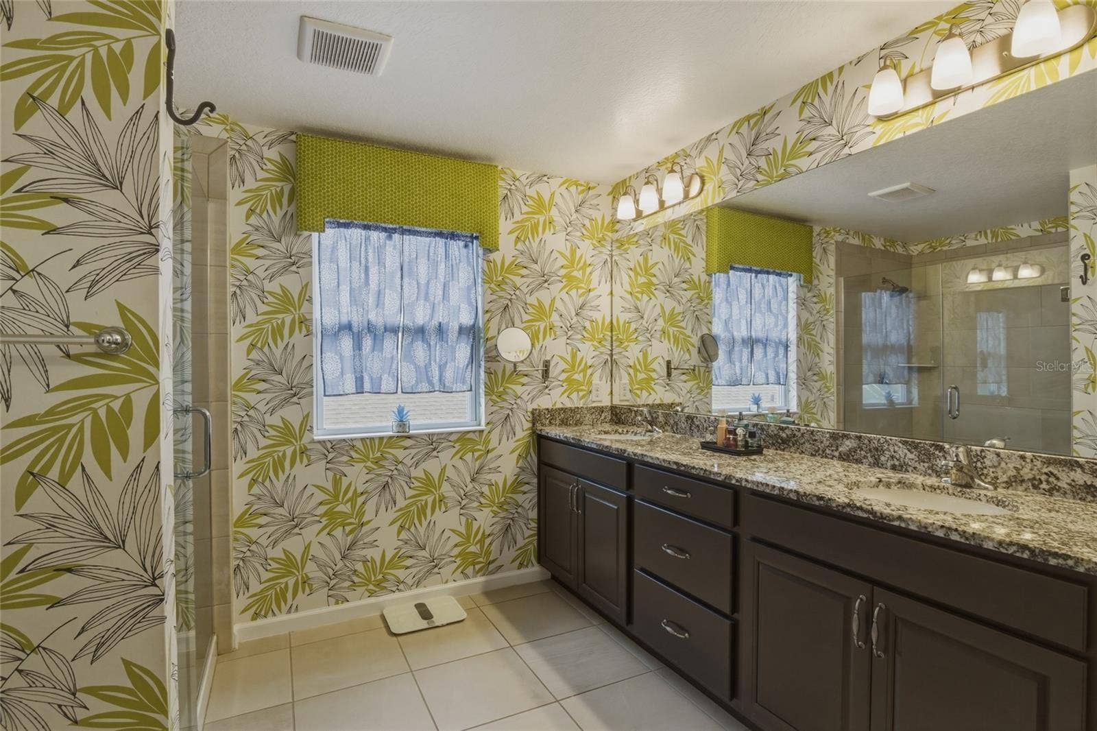 16742 ABBEY HILL COURT, Clermont, FL 34711 Primary Bathroom