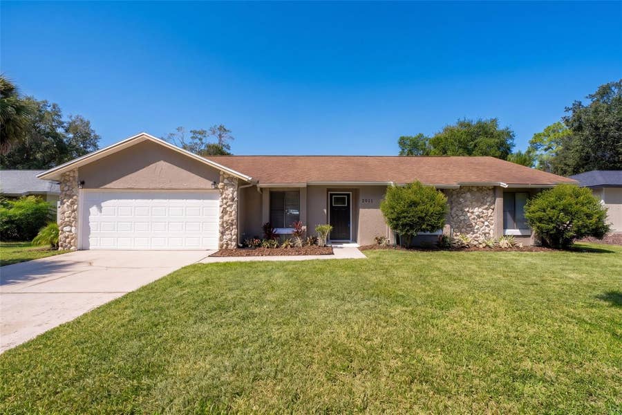 Property photo for 2911 AUTUMNWOOD TRAIL, Apopka, FL