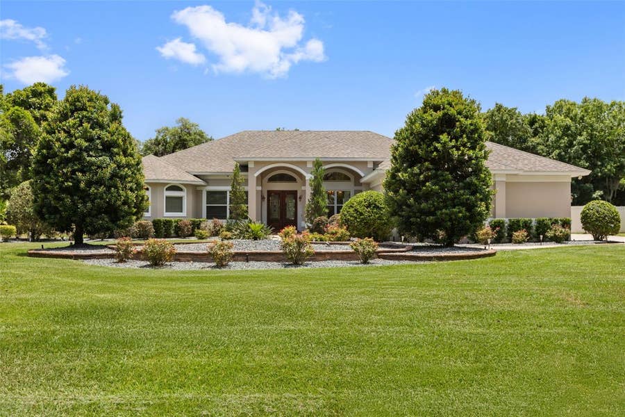 Property photo for 15900 ACORN CIRCLE, Tavares, FL
