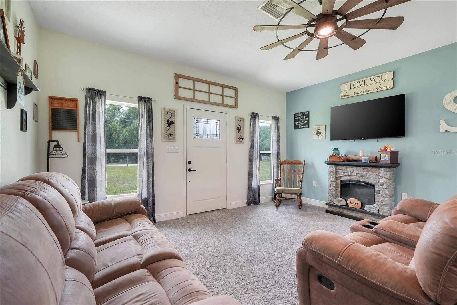 21301 QUAIL HAMMOCK LANE, Groveland, FL 34736 In-Law Suite Living Room