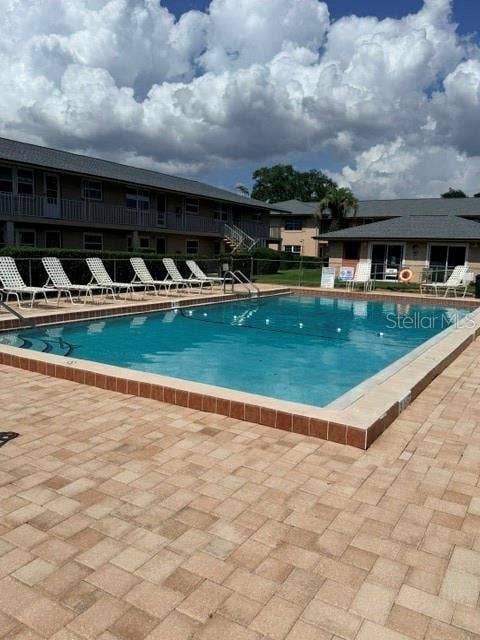 1100 E CAROLINE STREET, #119, Tavares, FL 32778