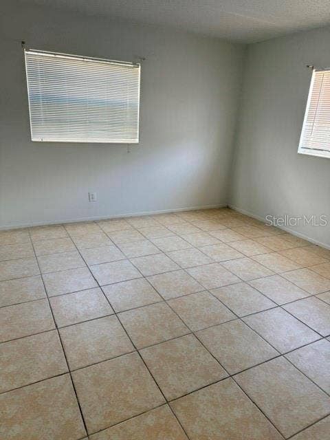 1100 E CAROLINE STREET, #119, Tavares, FL 32778