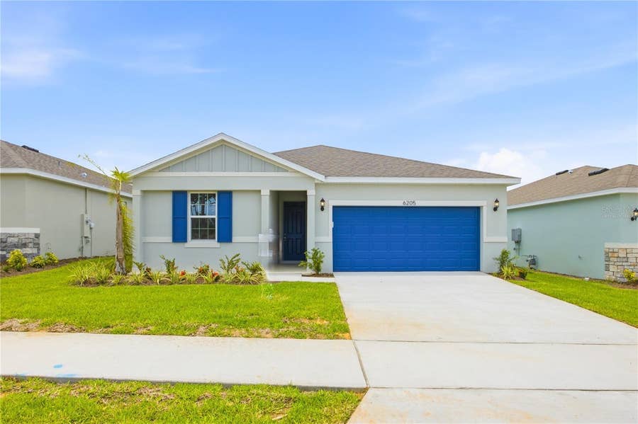 Property photo for 6205 SANDERS GROVE CIRCLE, Okahumpka, FL