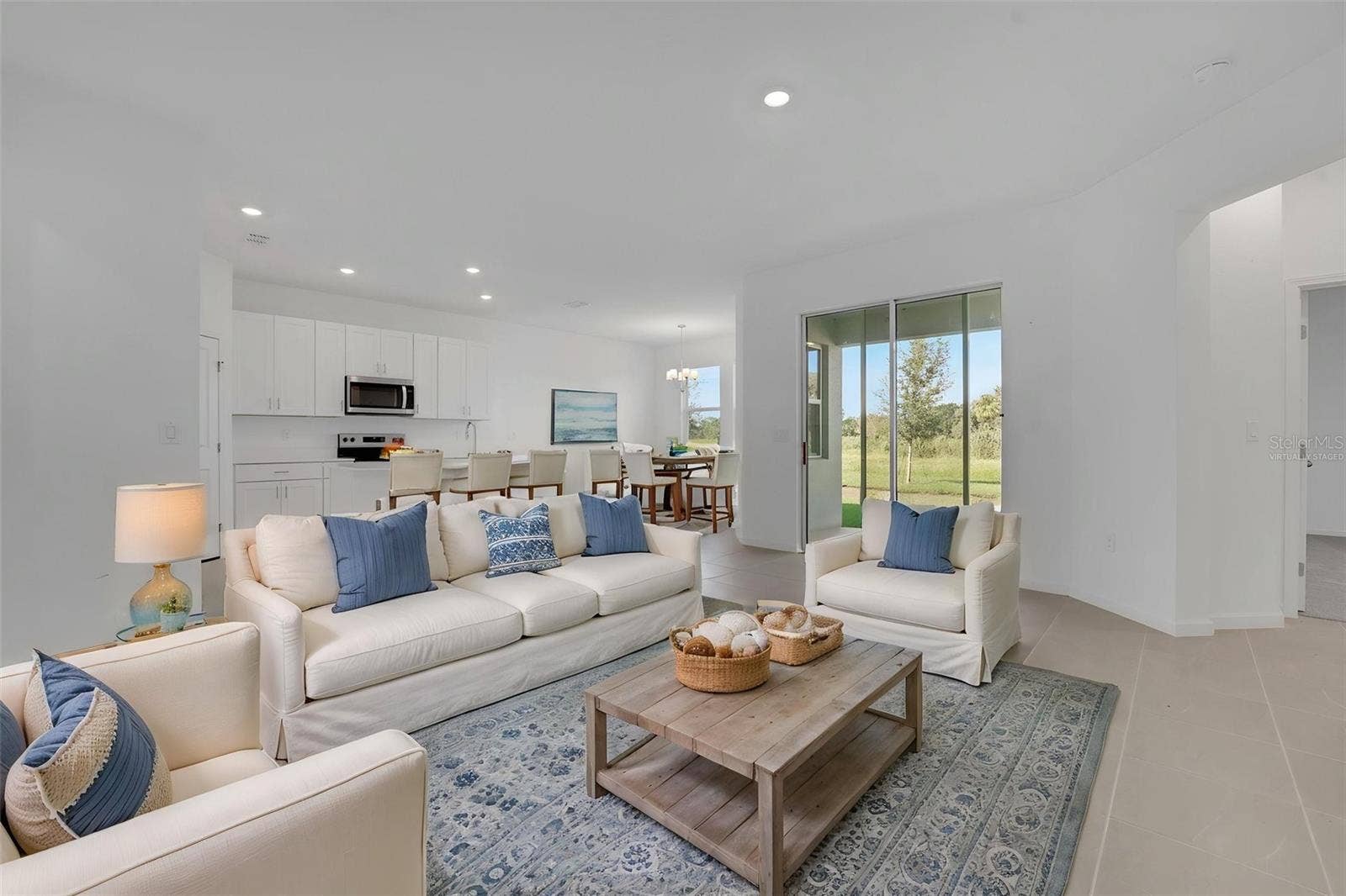 300 MEREDITH BOULEVARD, Winter Haven, FL 33881 Virtually Staged