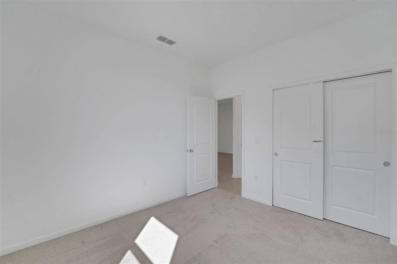 300 MEREDITH BOULEVARD, Winter Haven, FL 33881 300 MEREDITH BOULEVARD, Winter Haven, FL 33881