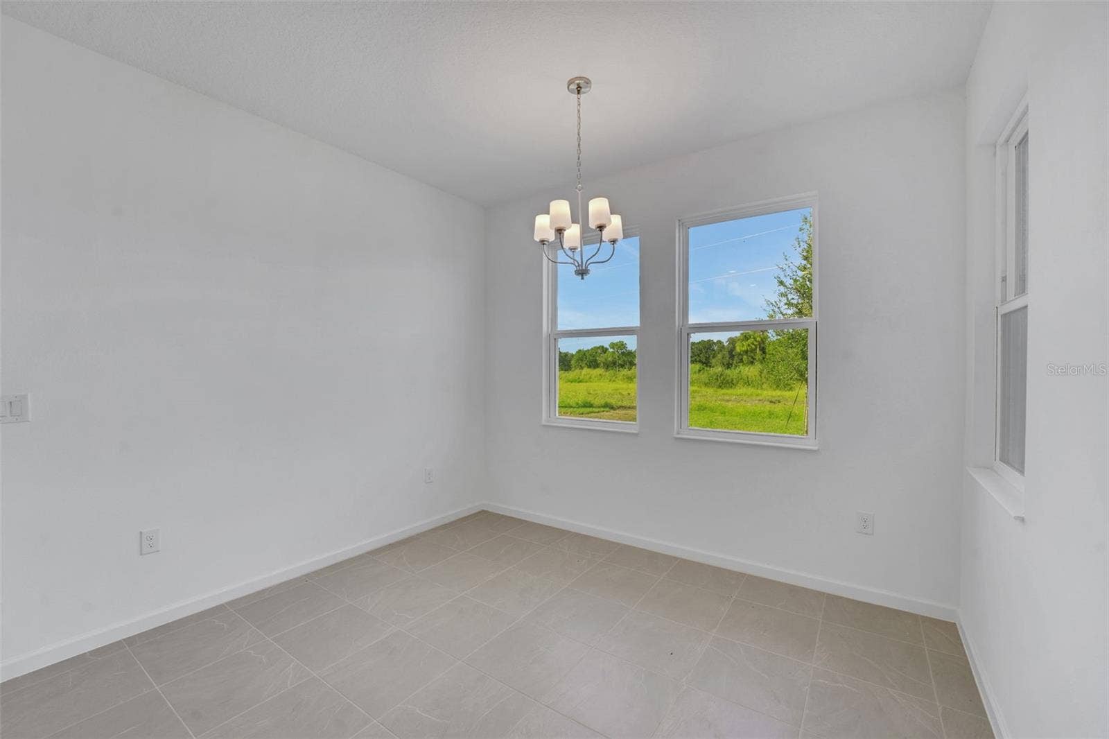 300 MEREDITH BOULEVARD, Winter Haven, FL 33881 300 MEREDITH BOULEVARD, Winter Haven, FL 33881