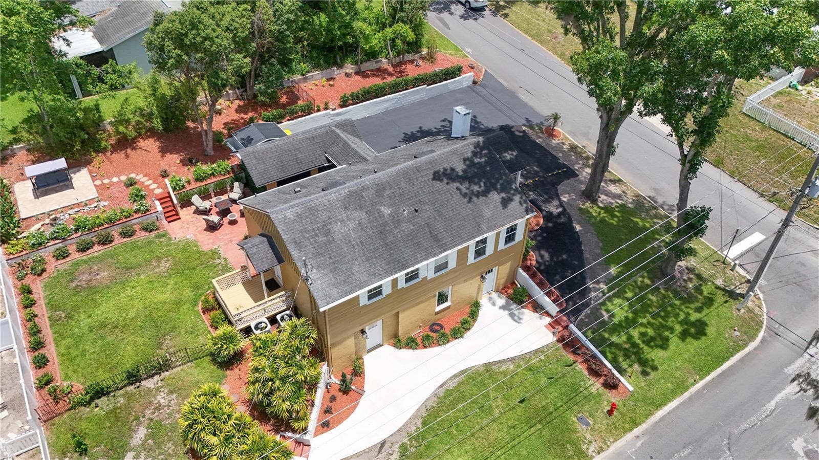 102 N CLAYTON STREET, Mount Dora, FL 32757 Aerial