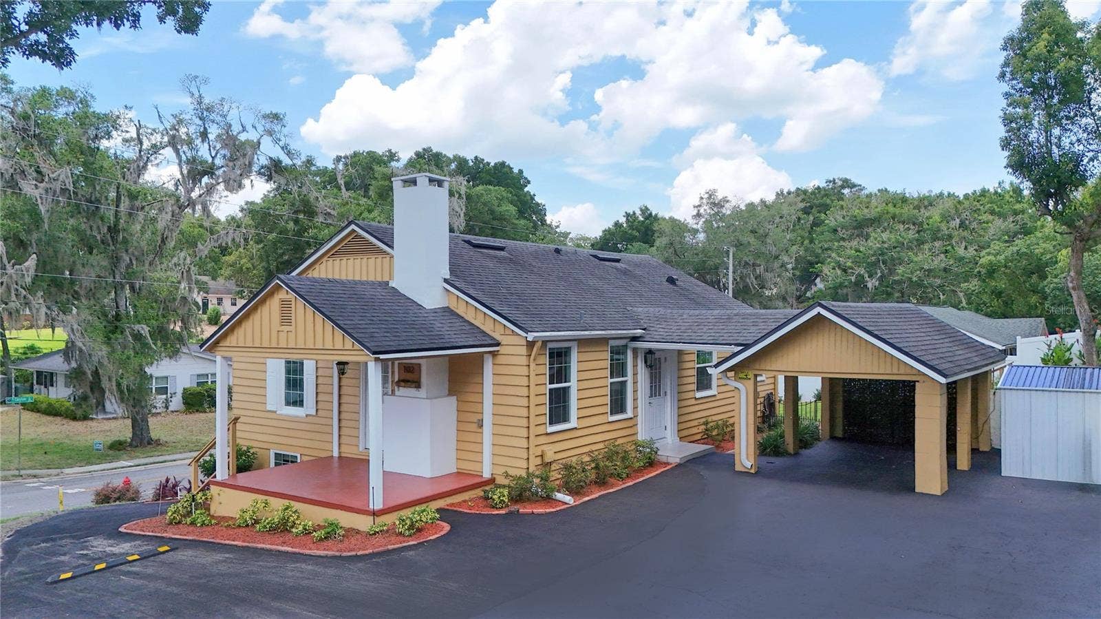 102 N CLAYTON STREET, Mount Dora, FL 32757 Main Entrance