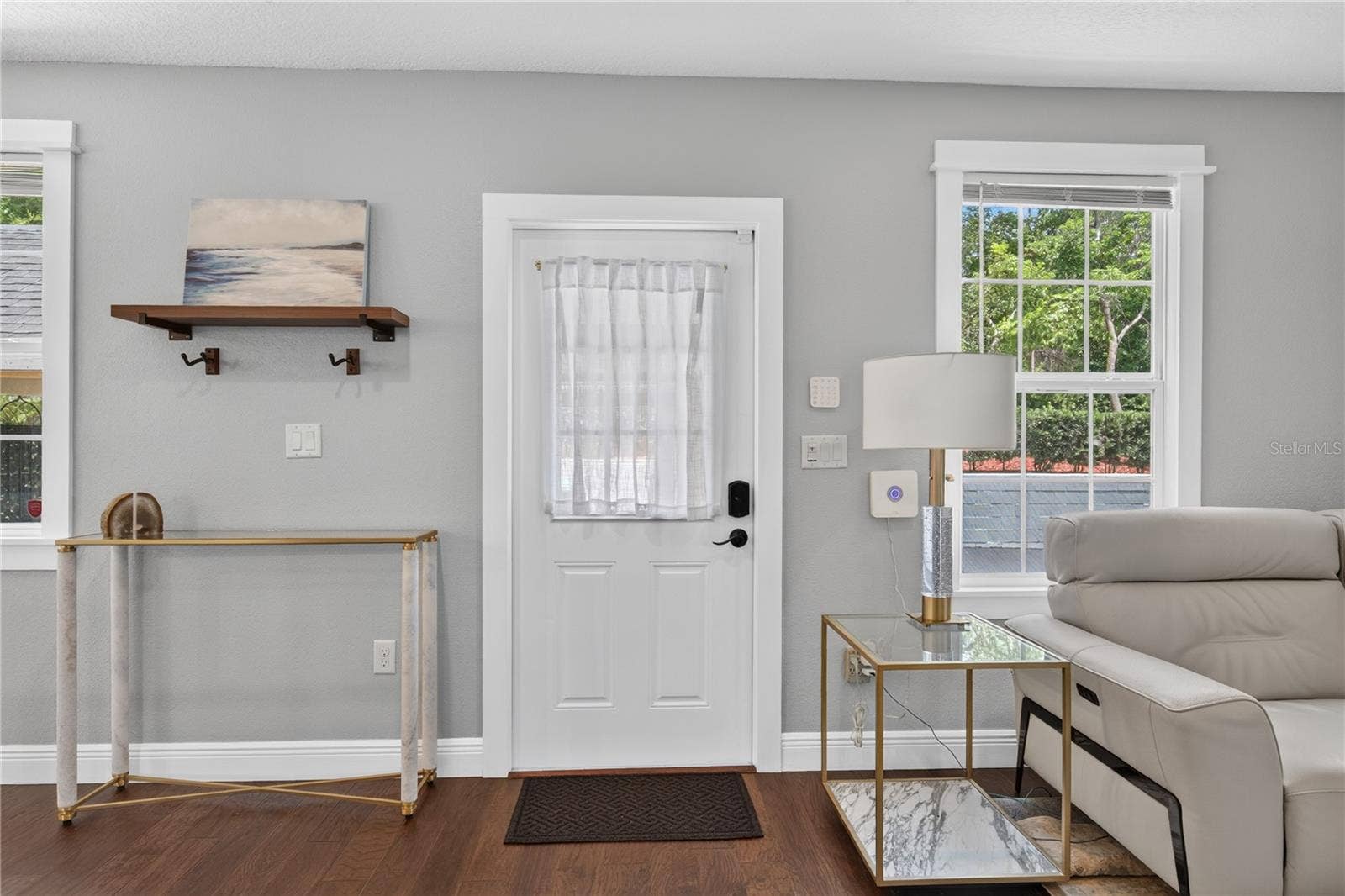 102 N CLAYTON STREET, Mount Dora, FL 32757 Entrance