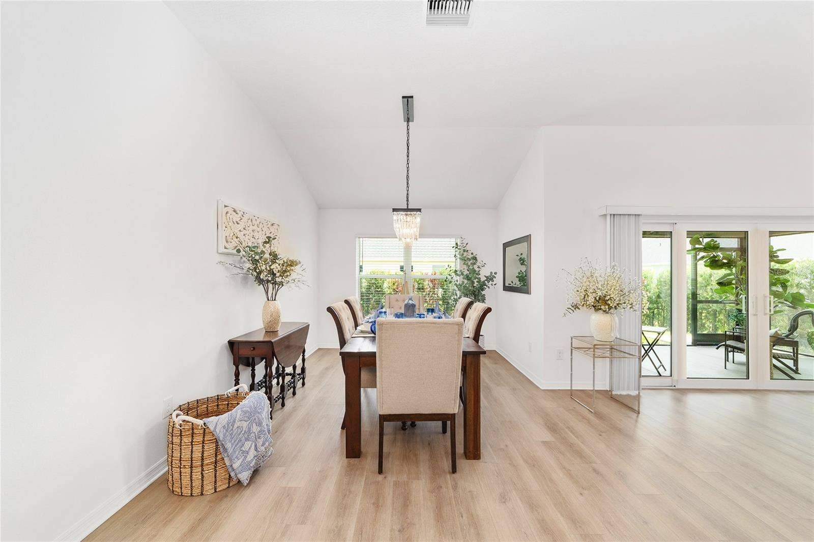 6557 MCKNIGHT LOOP, The Villages, FL 34762 6557 MCKNIGHT LOOP, The Villages, FL 34762