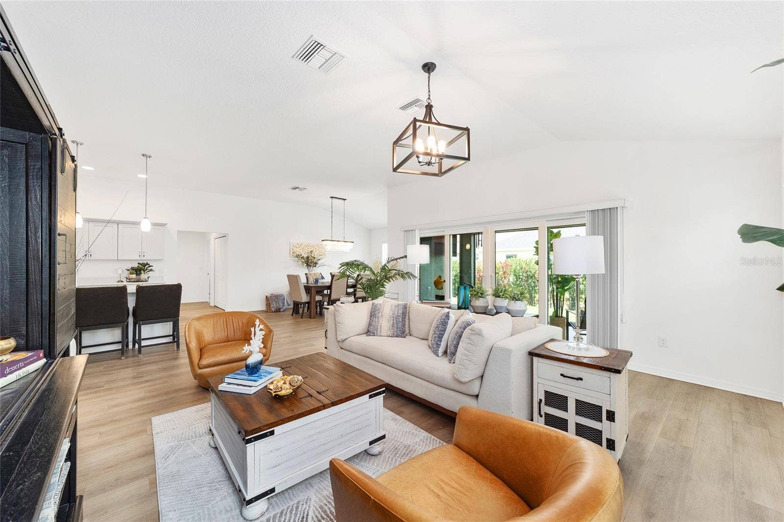 6557 MCKNIGHT LOOP, The Villages, FL 34762 6557 MCKNIGHT LOOP, The Villages, FL 34762