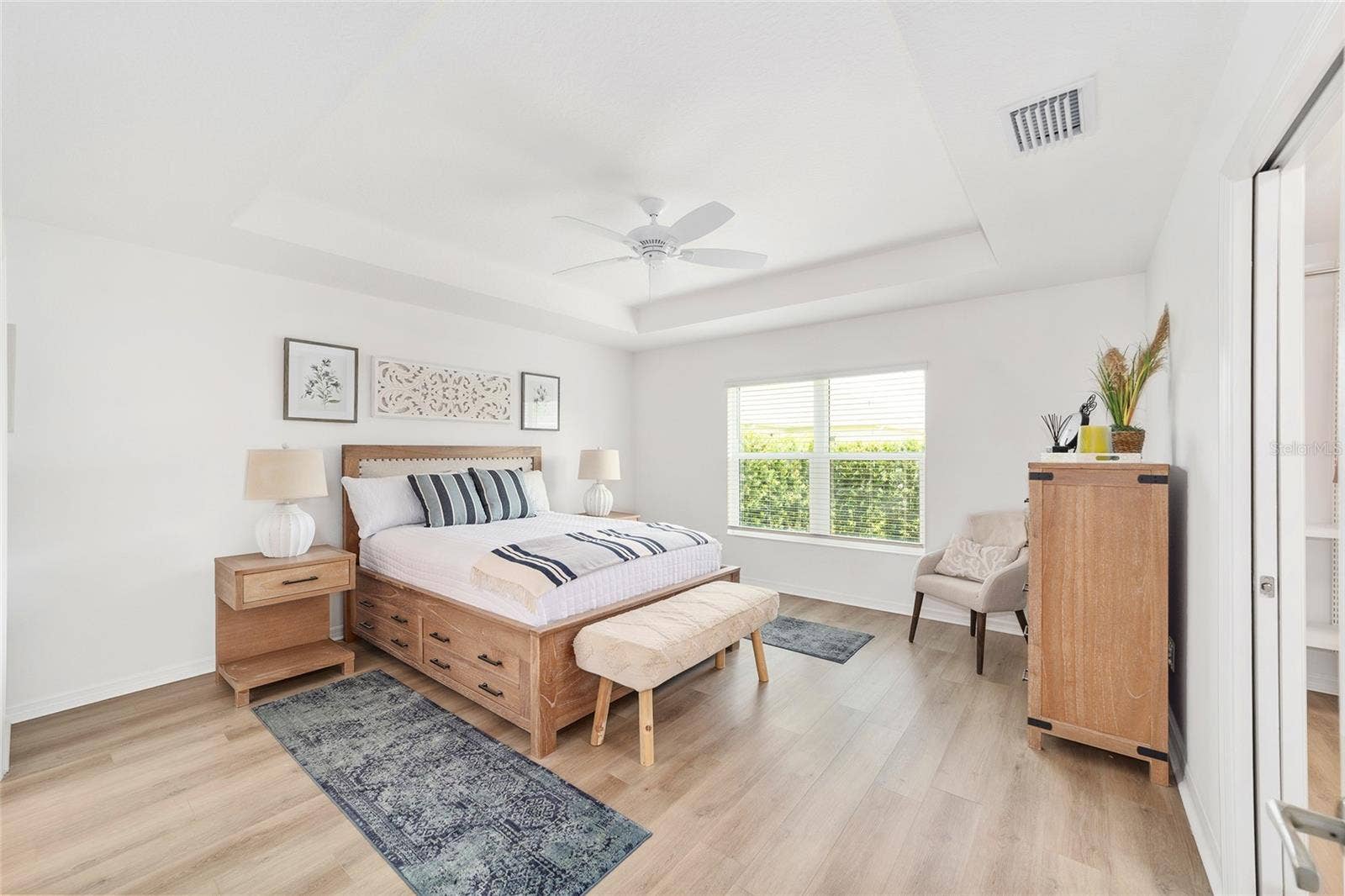 6557 MCKNIGHT LOOP, The Villages, FL 34762 6557 MCKNIGHT LOOP, The Villages, FL 34762