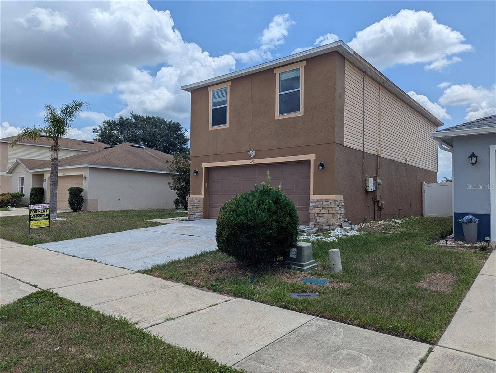 1628 STRATHMORE CIRCLE, Mount Dora, FL 32757