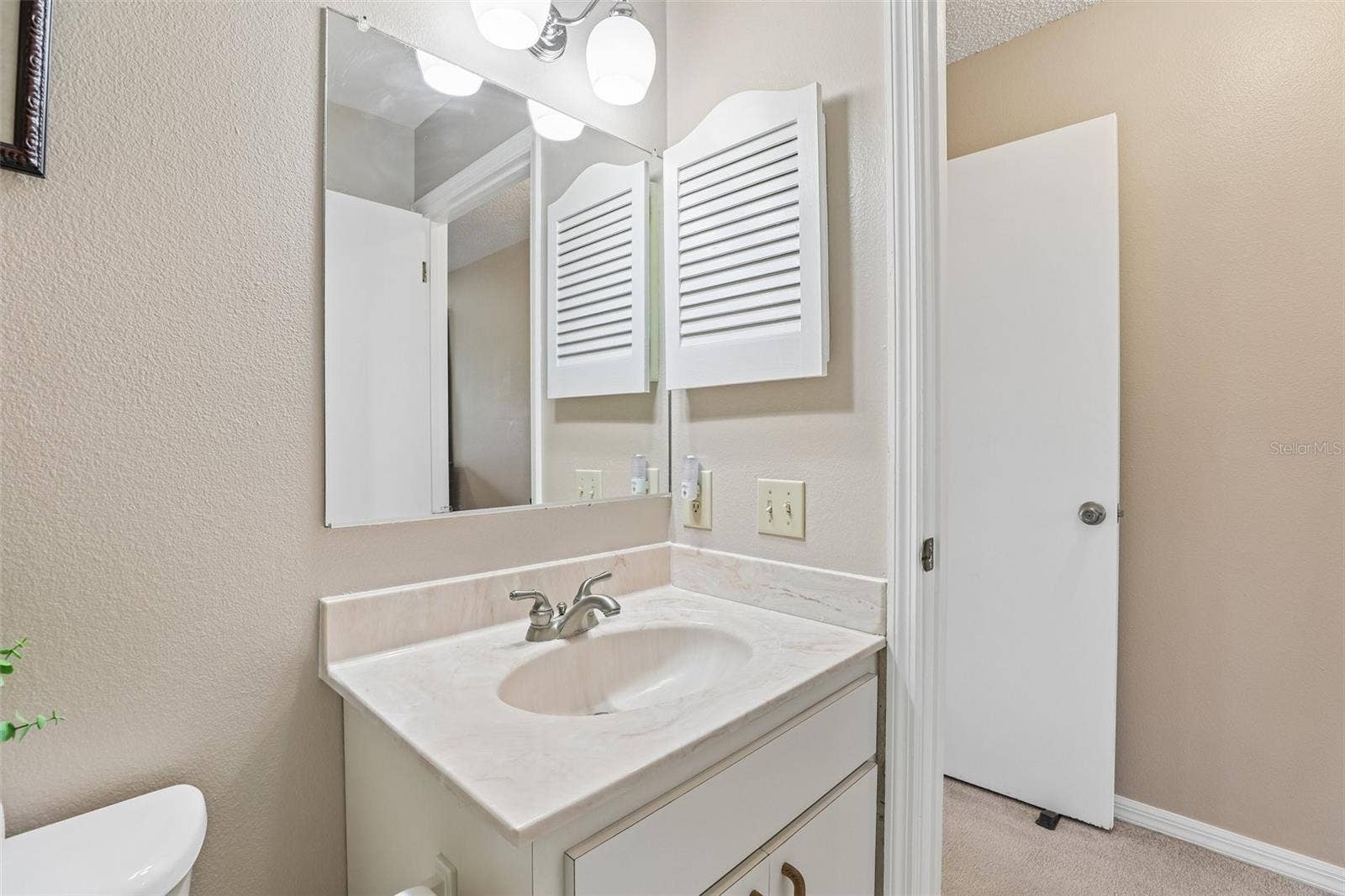 1460 GROVE STREET, Eustis, FL 32726 1460 GROVE STREET, Eustis, FL 32726