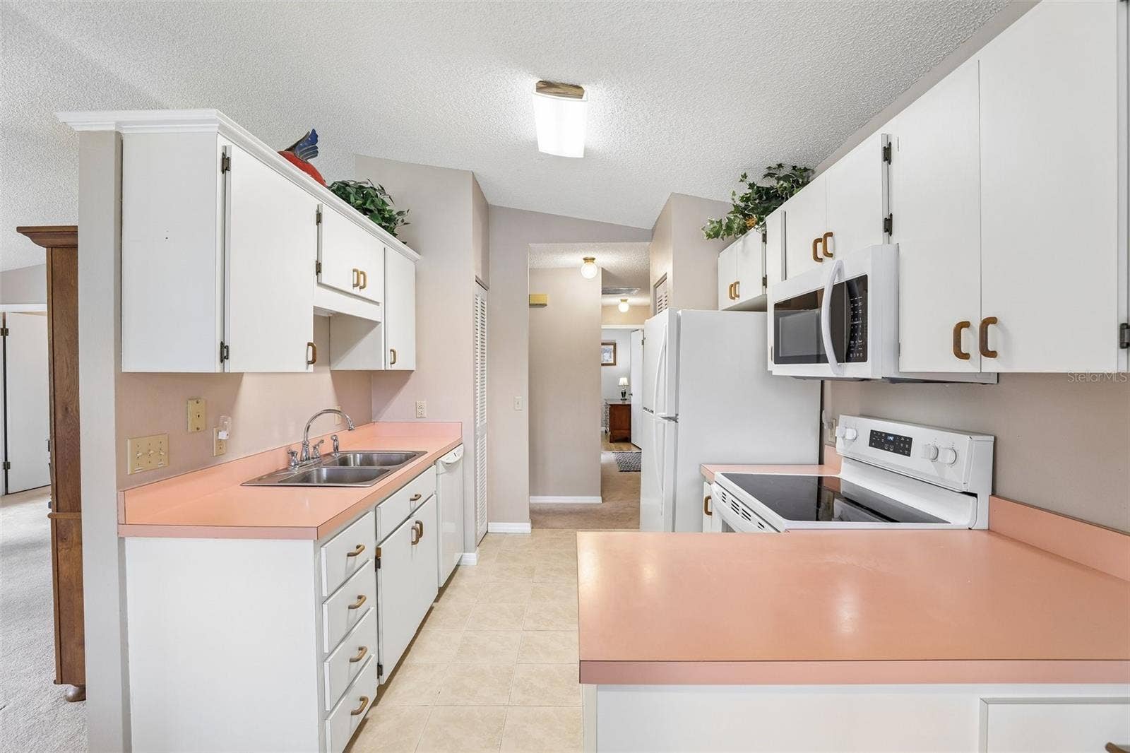 1460 GROVE STREET, Eustis, FL 32726 1460 GROVE STREET, Eustis, FL 32726