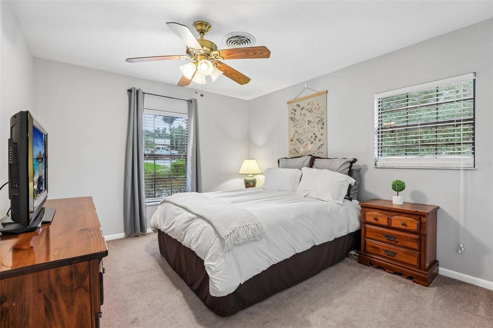 1460 GROVE STREET, Eustis, FL 32726 1460 GROVE STREET, Eustis, FL 32726