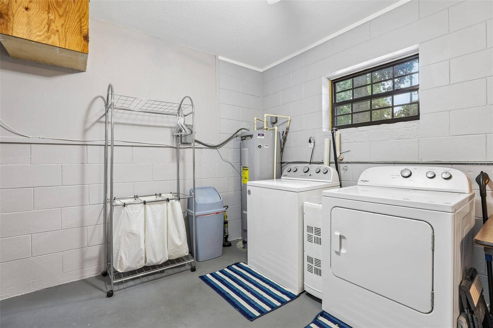 1460 GROVE STREET, Eustis, FL 32726 Laundry room