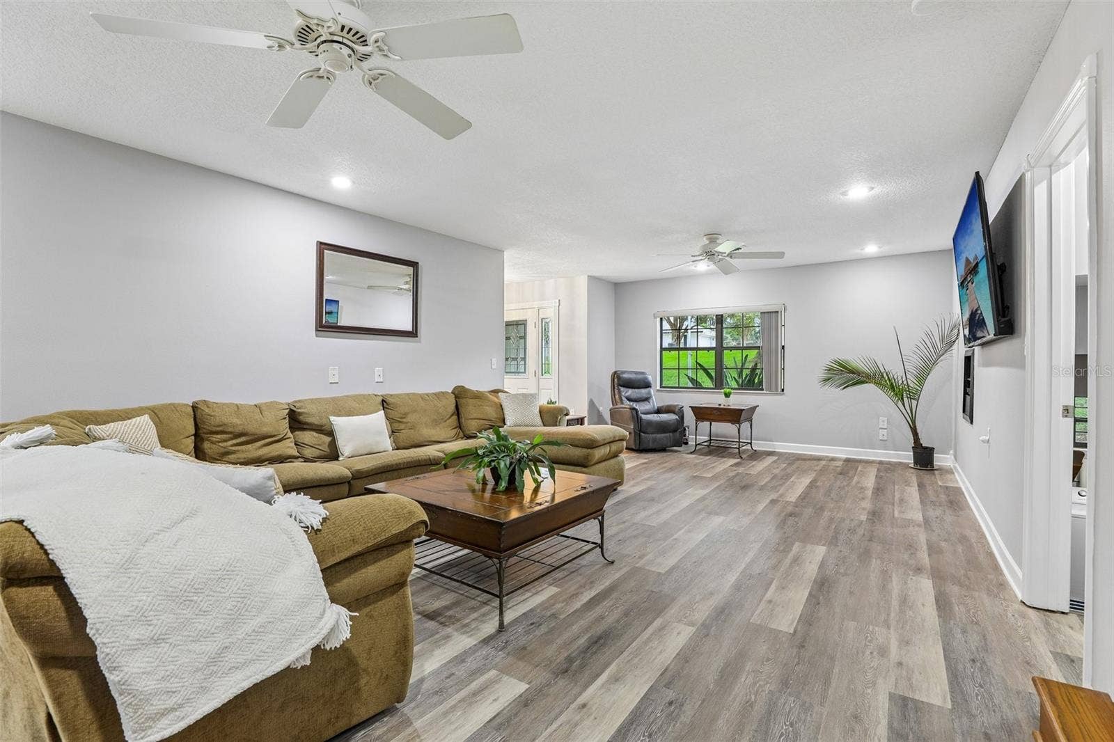 1460 GROVE STREET, Eustis, FL 32726 1460 GROVE STREET, Eustis, FL 32726