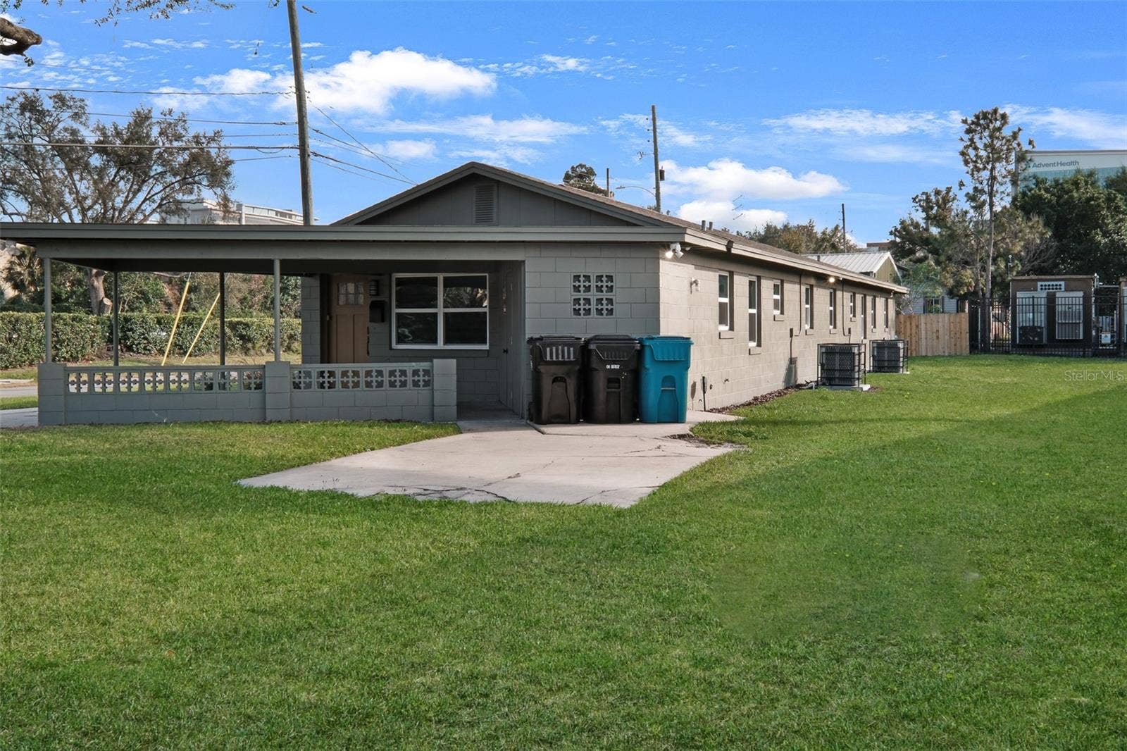 Rear and 2910 Side of Unit
