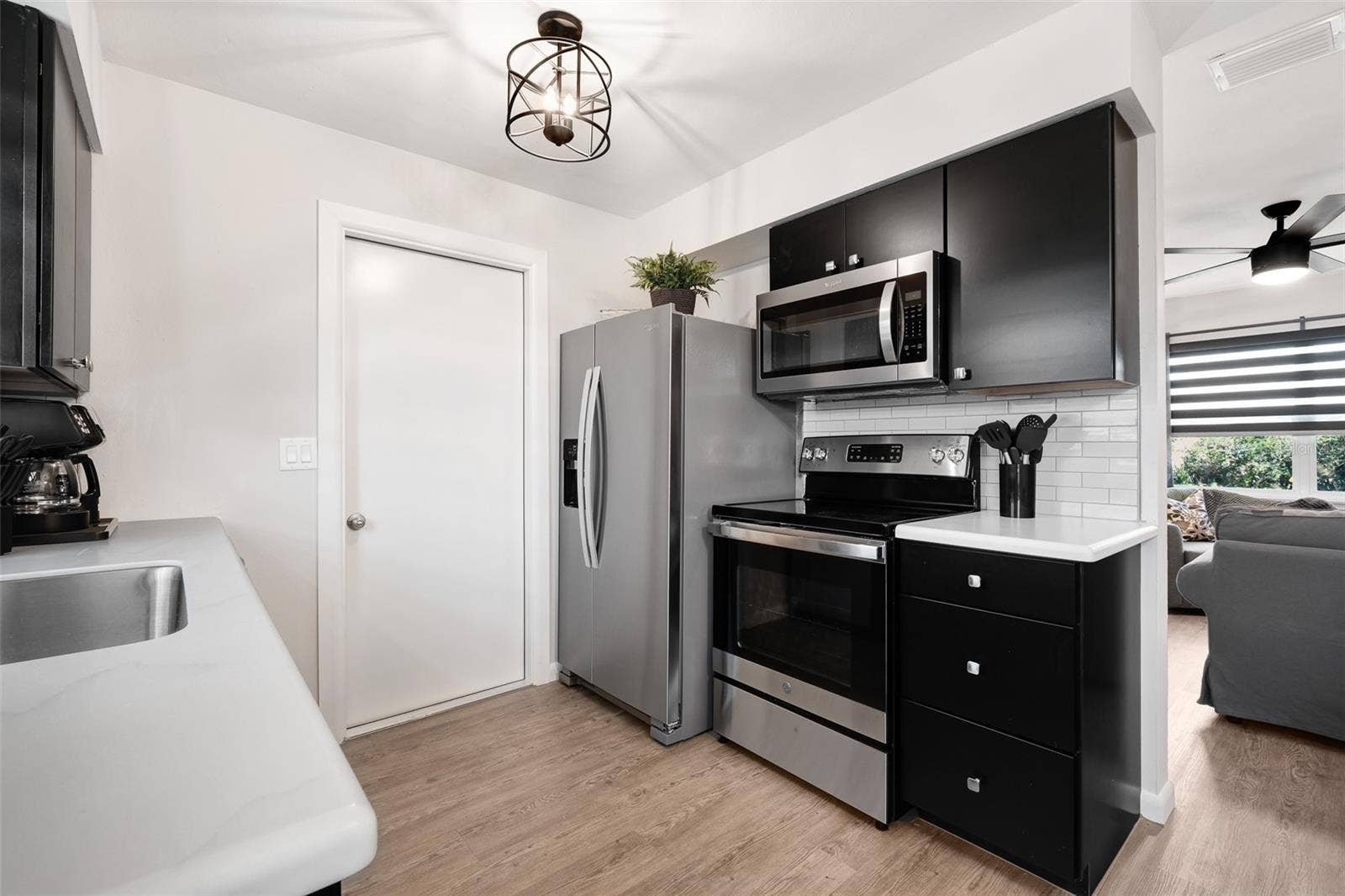 2910 Kitchen