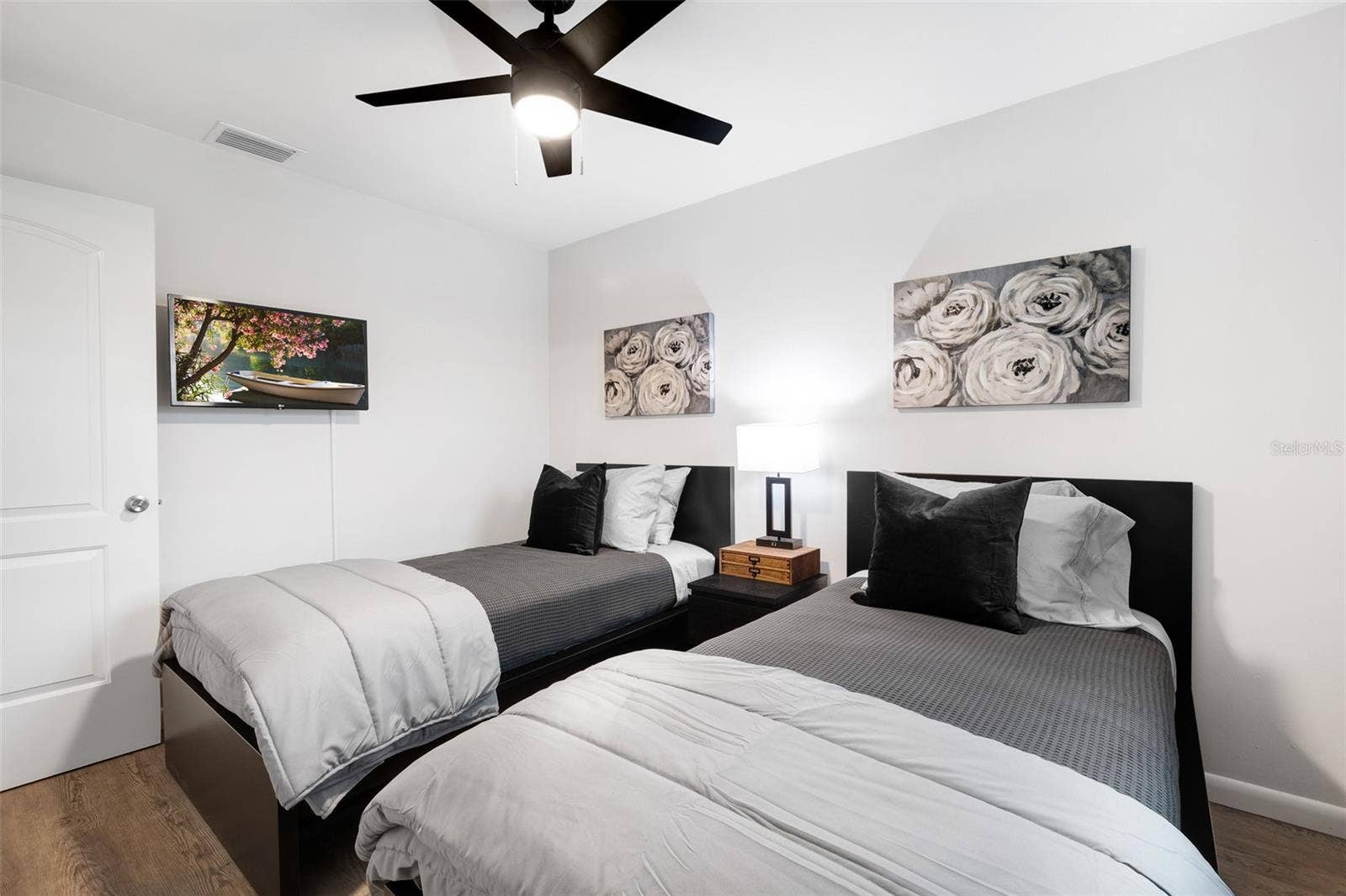 2910 2nd Bedroom