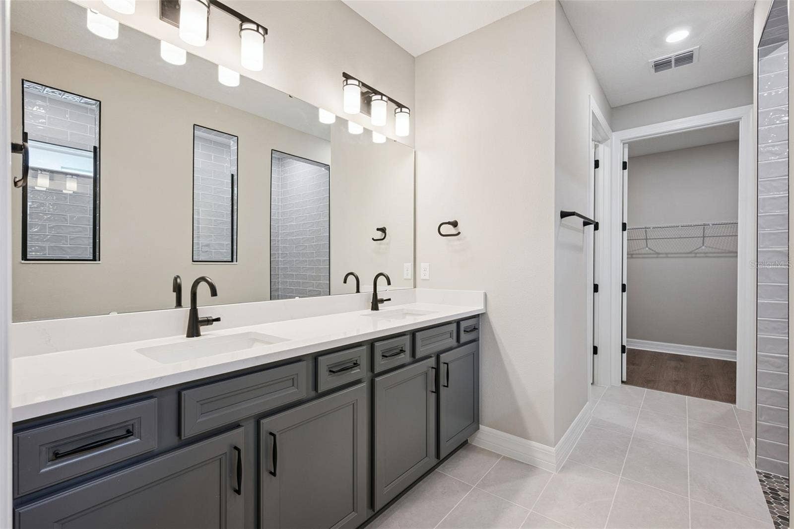 2458 DEL WEBB DRIVE, Minneola, FL 34715 2458 DEL WEBB DRIVE, Minneola, FL 34715