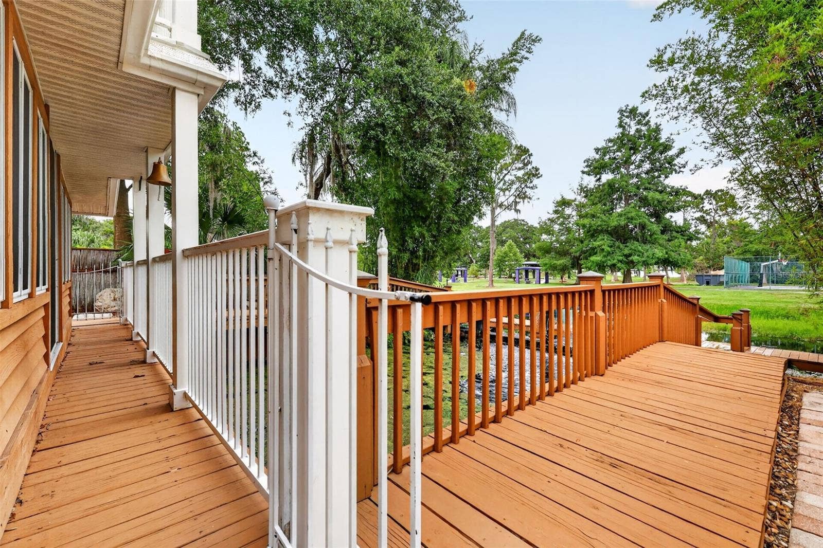 Dock/Deck
