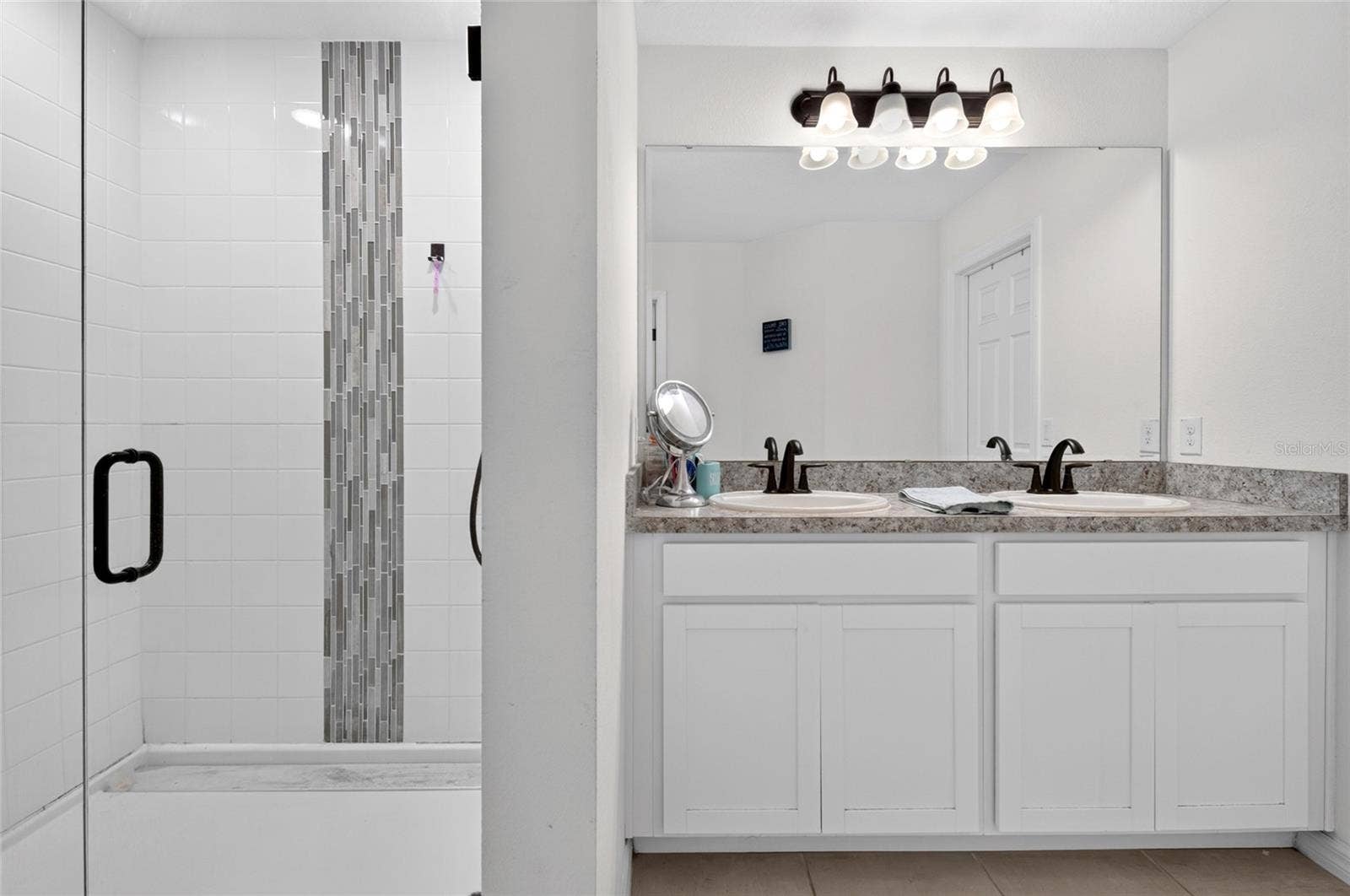 9399 VILLANOVA DRIVE, Groveland, FL 34736 9399 VILLANOVA DRIVE, Groveland, FL 34736