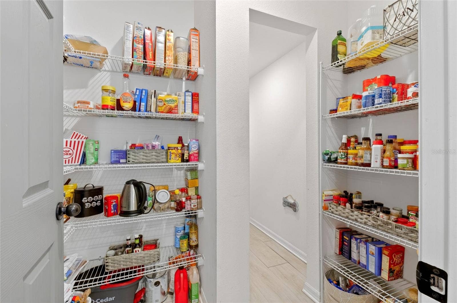 9399 VILLANOVA DRIVE, Groveland, FL 34736 9399 VILLANOVA DRIVE, Groveland, FL 34736
