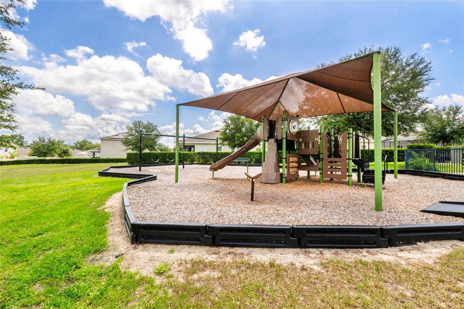 9399 VILLANOVA DRIVE, Groveland, FL 34736 9399 VILLANOVA DRIVE, Groveland, FL 34736
