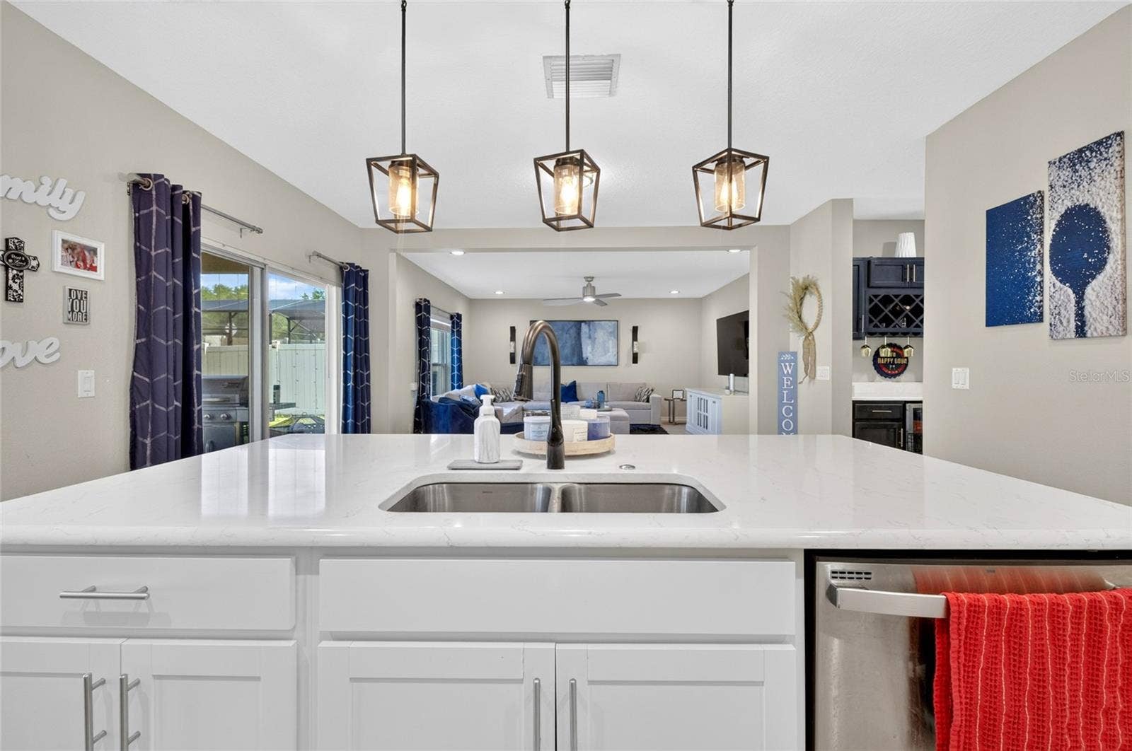 9399 VILLANOVA DRIVE, Groveland, FL 34736 9399 VILLANOVA DRIVE, Groveland, FL 34736