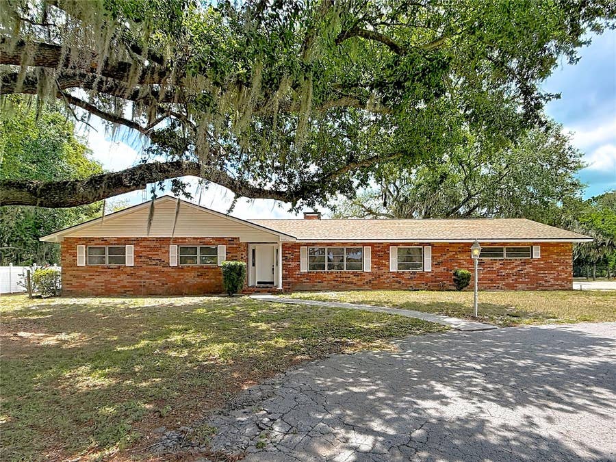 Property photo for 1112 CABALLO ROAD, Leesburg, FL