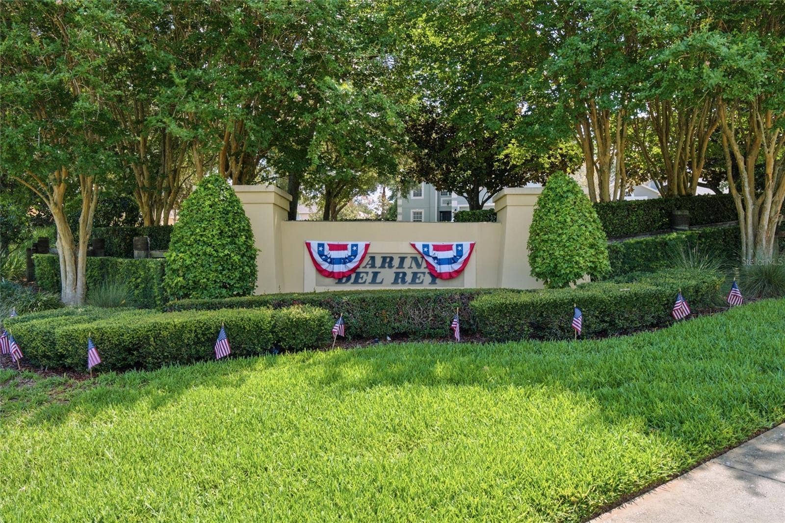 516 CADIZ DRIVE, Groveland, FL 34736 516 CADIZ DRIVE, Groveland, FL 34736