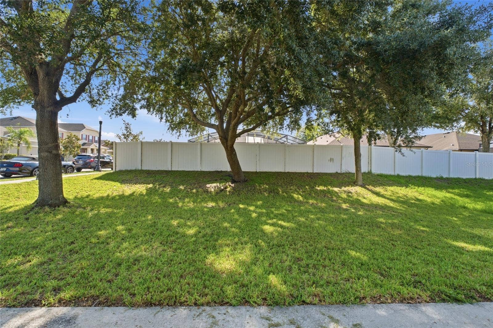516 CADIZ DRIVE, Groveland, FL 34736 516 CADIZ DRIVE, Groveland, FL 34736
