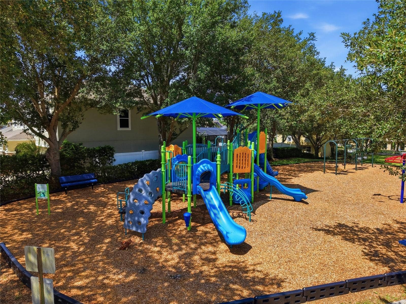 516 CADIZ DRIVE, Groveland, FL 34736 516 CADIZ DRIVE, Groveland, FL 34736