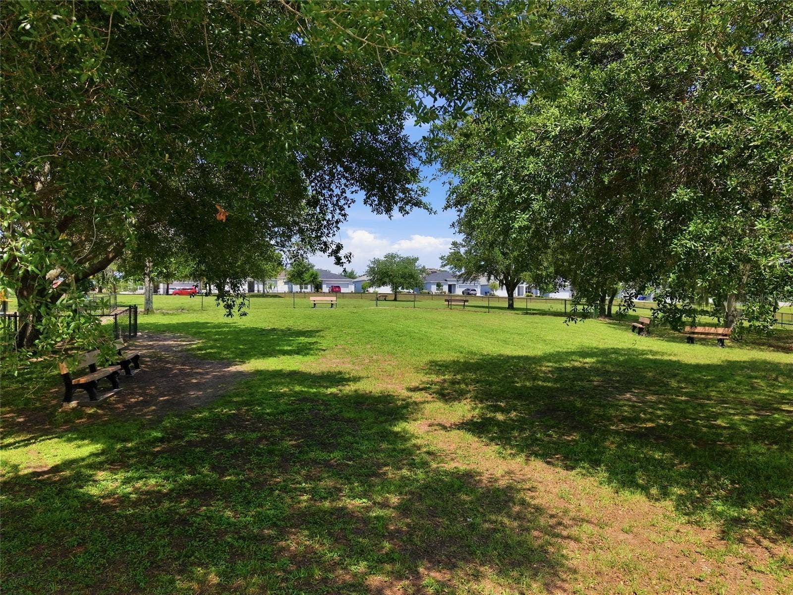 516 CADIZ DRIVE, Groveland, FL 34736 516 CADIZ DRIVE, Groveland, FL 34736