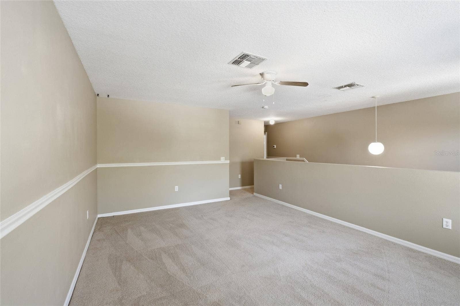 516 CADIZ DRIVE, Groveland, FL 34736 516 CADIZ DRIVE, Groveland, FL 34736
