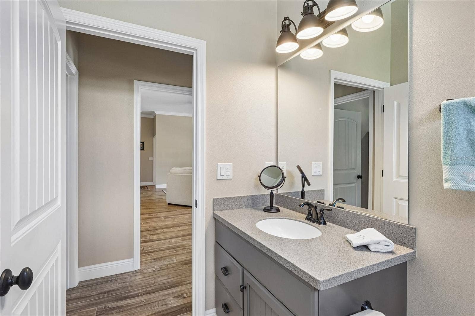 1212 FIESTA KEY CIRCLE, Lady Lake, FL 32159 Second Bathroom