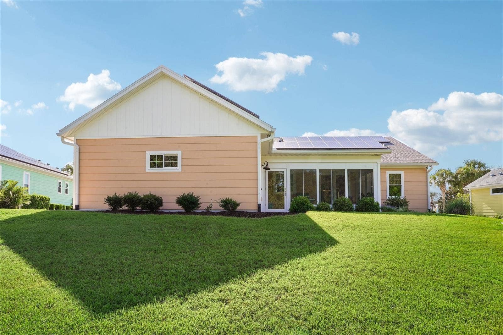 1212 FIESTA KEY CIRCLE, Lady Lake, FL 32159 Rear Exterior