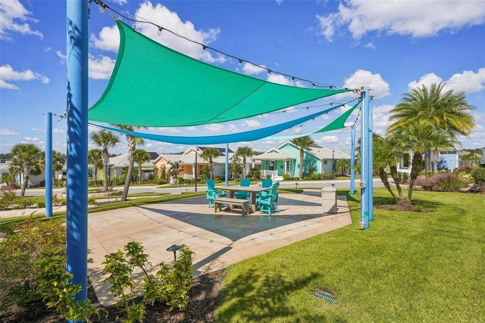 1212 FIESTA KEY CIRCLE, Lady Lake, FL 32159 Outdoor Sitting Area in Community Park