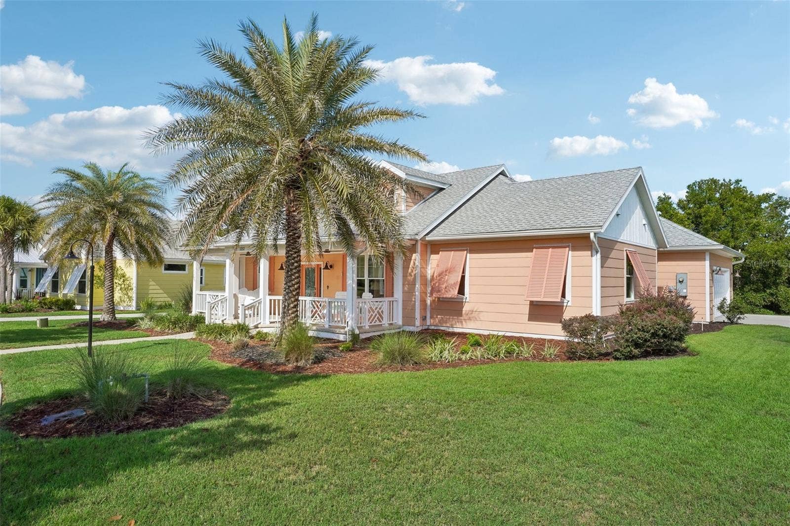 1212 FIESTA KEY CIRCLE, Lady Lake, FL 32159 Front Exterior