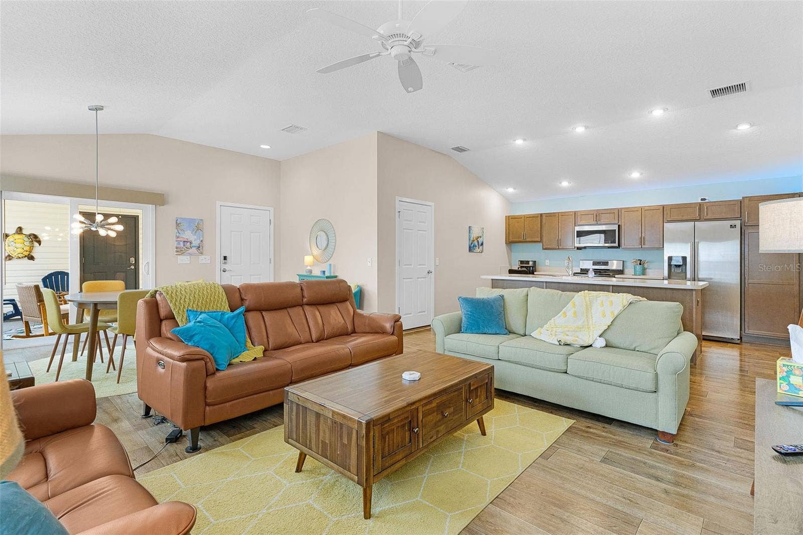6080 ALLEN AVENUE, The Villages, FL 32163 6080 ALLEN AVENUE, The Villages, FL 32163