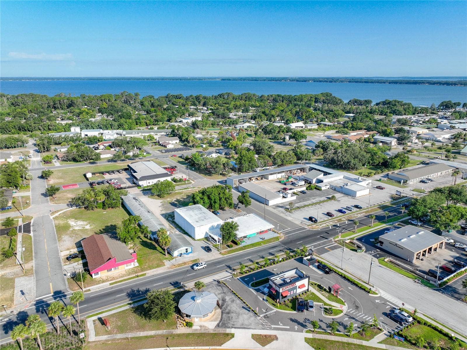 811 S BAY STREET, Eustis, FL 32726