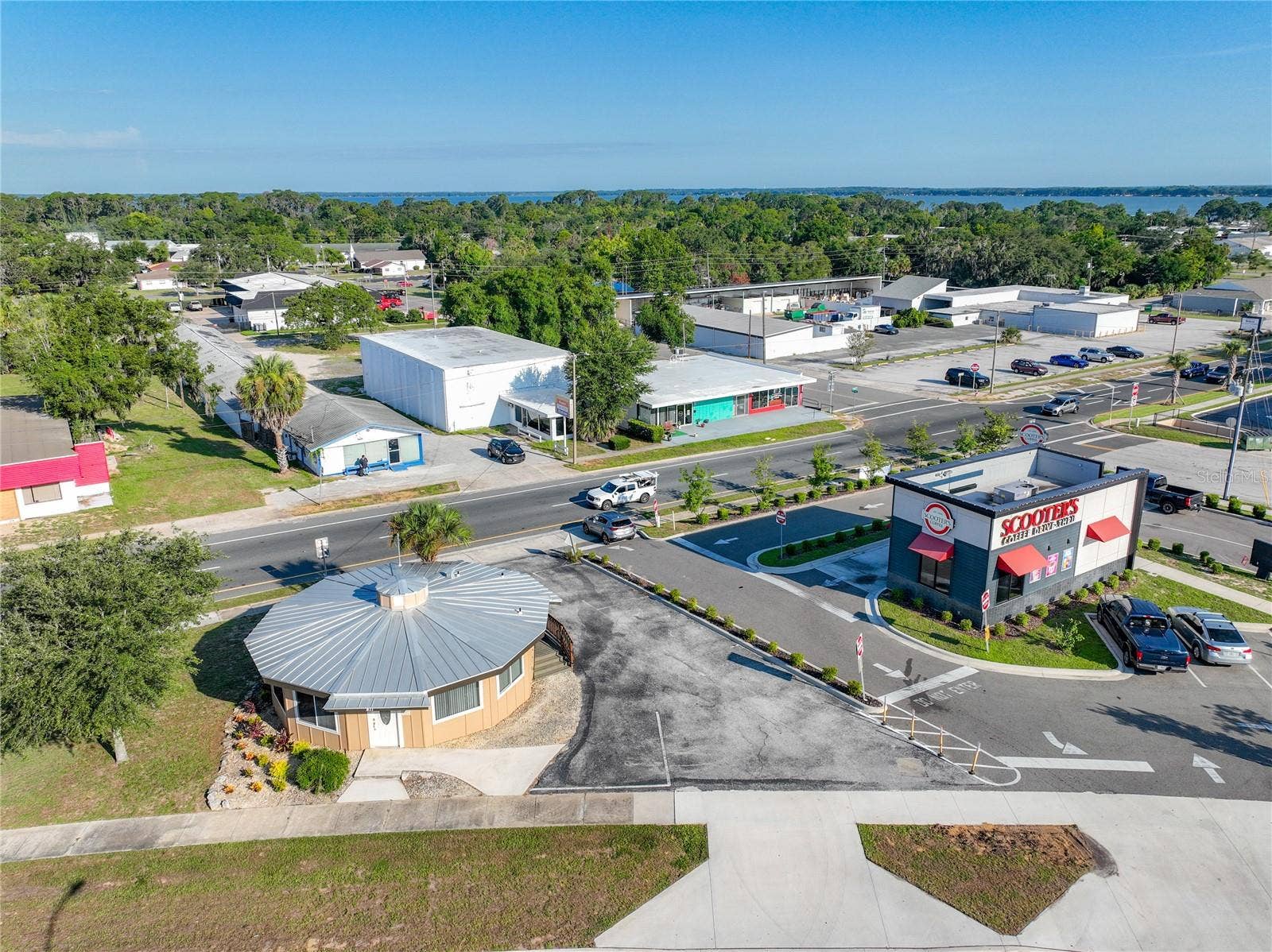 811 S BAY STREET, Eustis, FL 32726