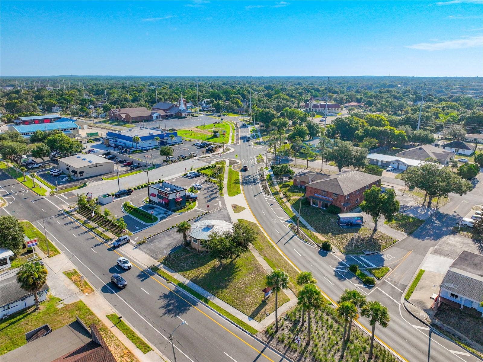 811 S BAY STREET, Eustis, FL 32726