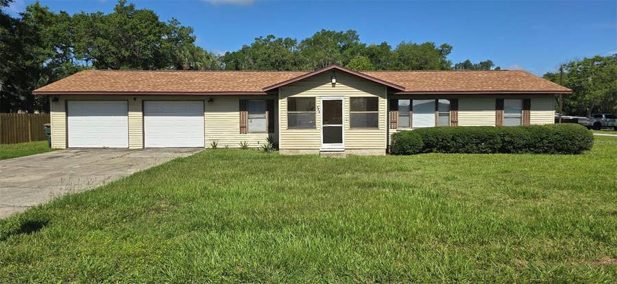 Property photo for 541 SUNSET AVENUE, Umatilla, FL