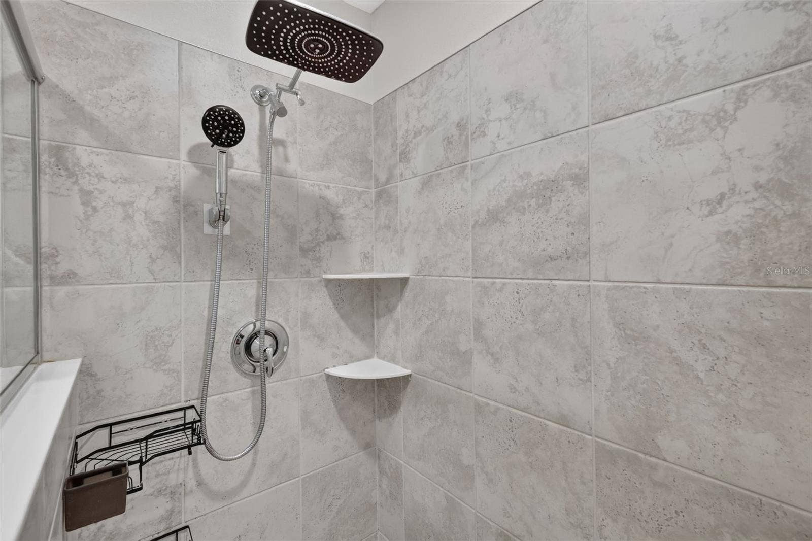 Primary En  Suite